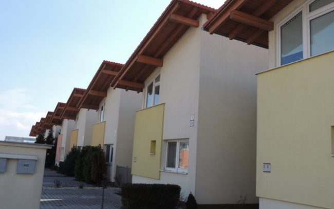 v-stav prace