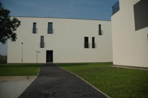 v-stav prace