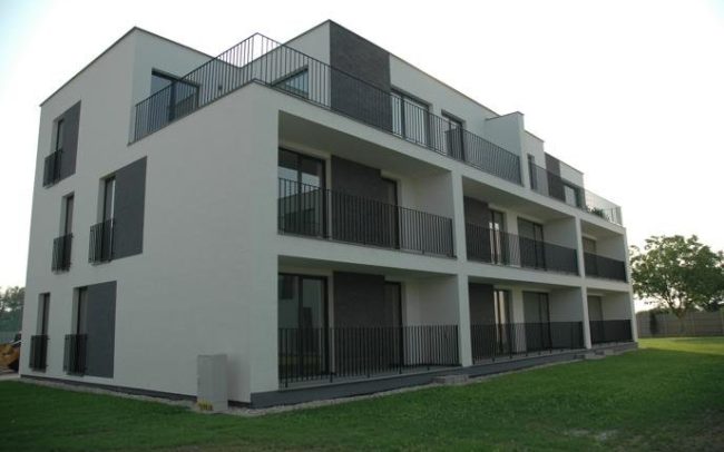 v-stav prace