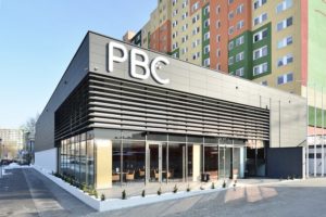 v-stav prace
