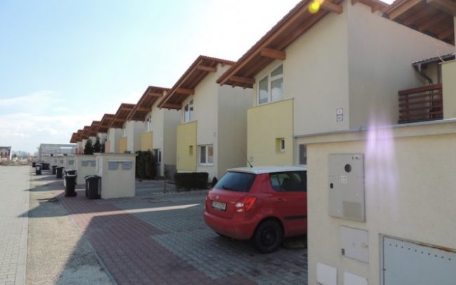 v-stav prace